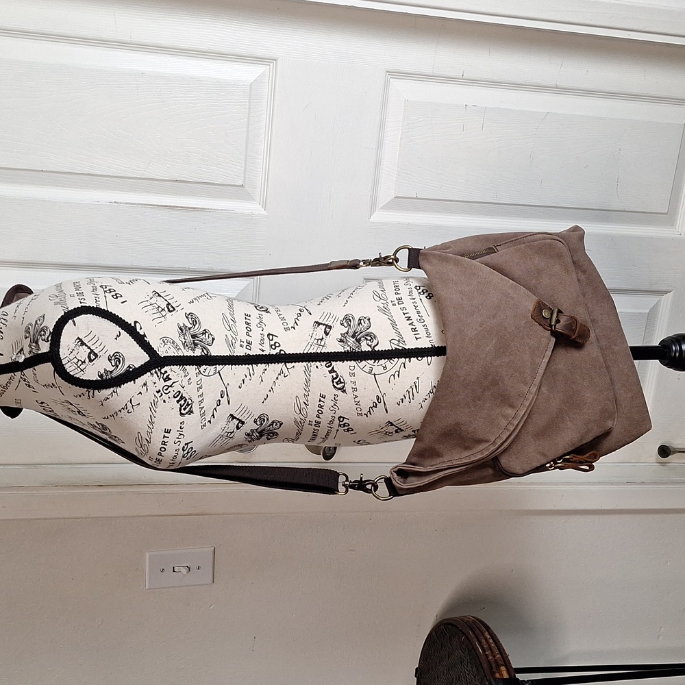Am Hoo Womens Shoulder Bag